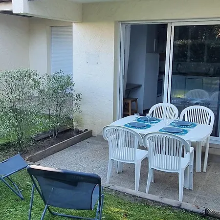 T2 Avec Terrasse Proche De La De Dans Le Quartier Du Parc Apartamento