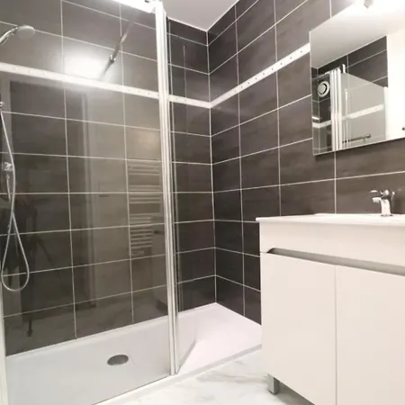 T2 Avec Terrasse Proche De La De Dans Le Quartier Du Parc 公寓